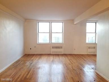 Main picture of 22410 Jamaica Ave