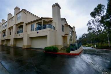 Main picture of 6241 Calle Mariselda