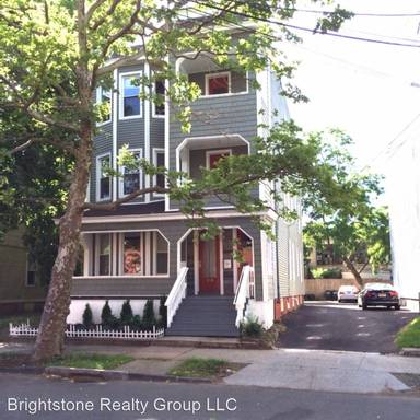 Main picture of 248 Nicoll St