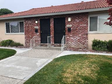 Main picture of 2399 Karen Dr
