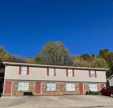 Main picture of 2756 Blue Springs Rd SE