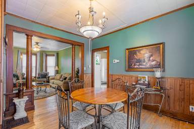 Main picture of 308 10th St N