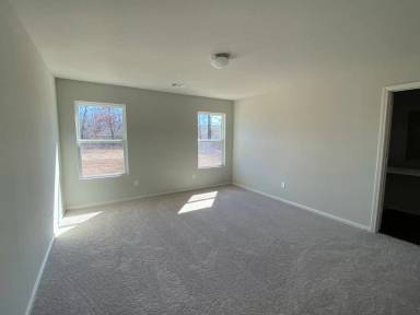 Main picture of 720 Madeline Ct