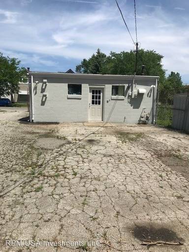 Main picture of 1153 W Main St