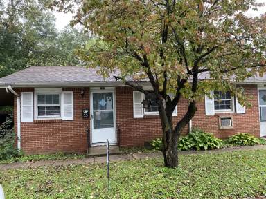 Main picture of 105 Wallace Dr