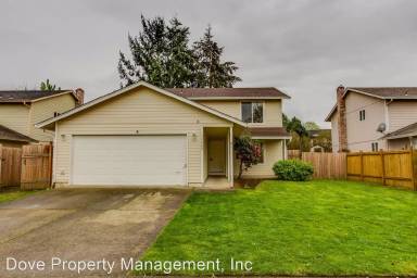 Main picture of 15313 NE 50th St