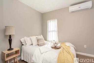 Main picture of 31 Hicks St