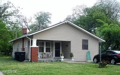 Main picture of 2319 NW 18th St