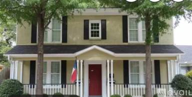 Main picture of 201 W Charnwood St