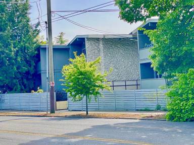 Main picture of 6511 Rainier Ave S