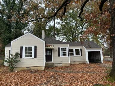 Main picture of 546 Selma Rd