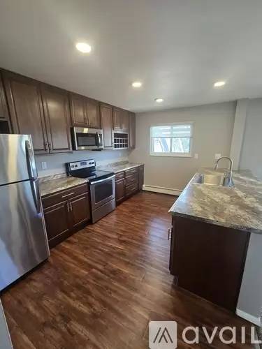 Main picture of 63 Newport Cir