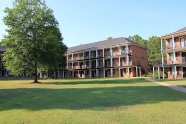 Main picture of Riverbend Commons