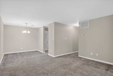 Main picture of 1630 Oxford Rd