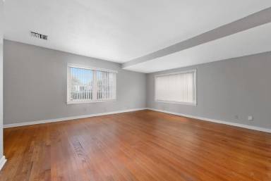 Main picture of 547 Lake Como Cir