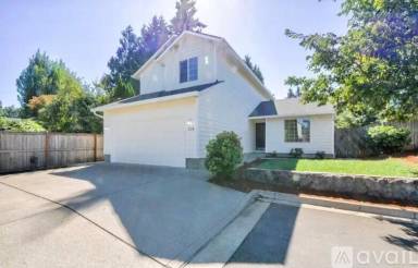 Main picture of 124 Kimeroff Ln SE