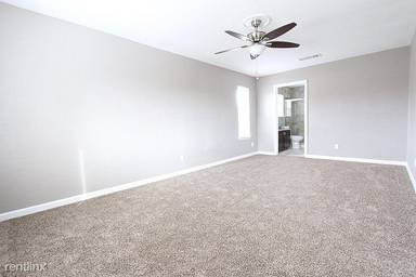Main picture of 10904 Humington Dr
