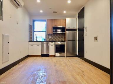 Main picture of 2621 Newkirk Ave