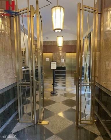 Main picture of Chicago Place