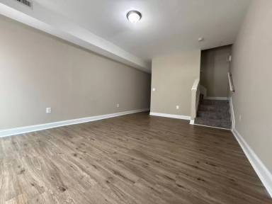 Main picture of 3015 Westwood Ave