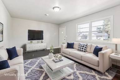 Main picture of 3821 Saratoga St