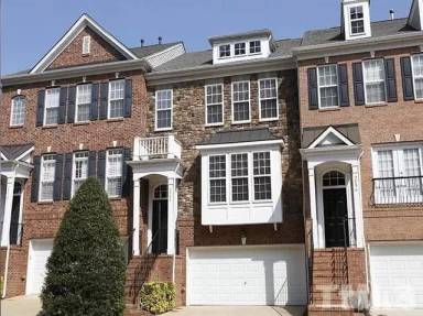 Main picture of 2508 Laurelcherry St