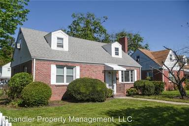 Main picture of 6907 Granby St