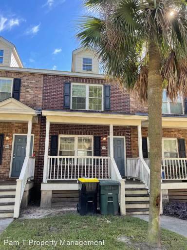 Main picture of 1312 Dieter St