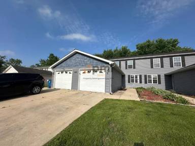 Main picture of 678 Dearborn Rd