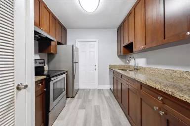 Main picture of 4305 NE 21st Ave