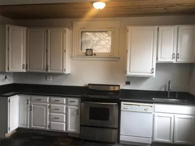 Main picture of 2346 Ravine St