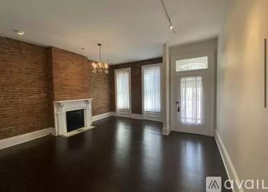 Main picture of 625 Main St