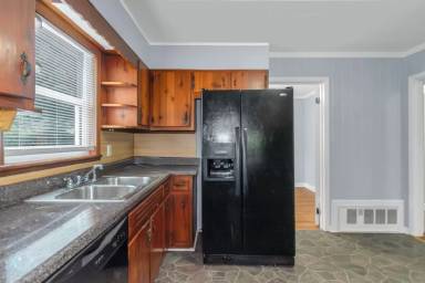 Main picture of 2055 Wallace Rd SW