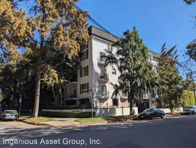 Main picture of 100 N Wetherly Dr