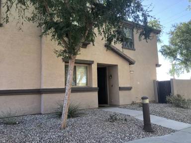 Main picture of 2914 E Dunbar Dr