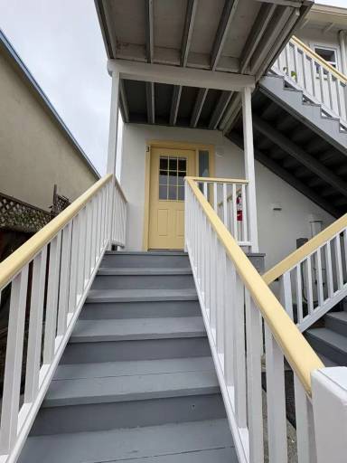 Main picture of 322 Larkin St