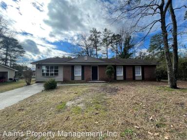 Main picture of 206 Treadway Ct