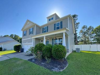 Main picture of 172 Huzzas Cir