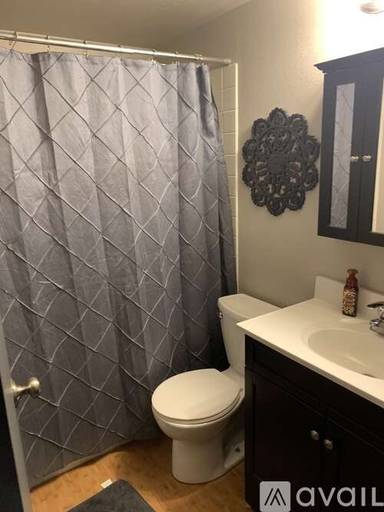Main picture of 1002 W 7th Ave