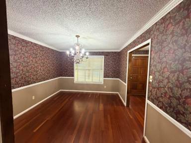 Main picture of 8 Brentwood Pl