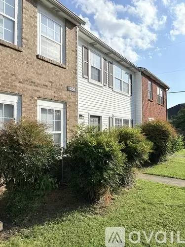 Main picture of 1354 Kenilwood Way