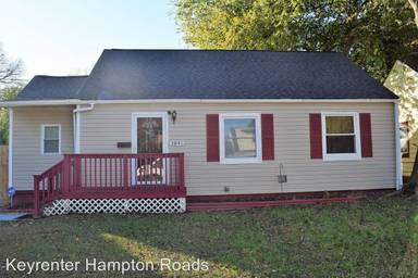 Main picture of 3841 Davis St