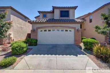 Main picture of 2029 N 29th Pl