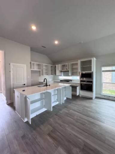 Main picture of 6113 White Creek Dr
