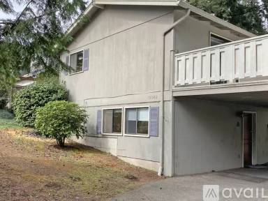 Main picture of 10542 SE 16th St