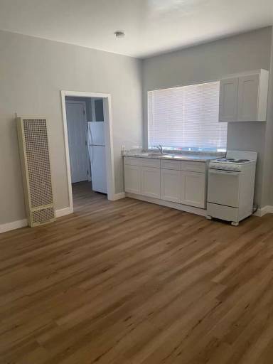 Main picture of 81 E William St