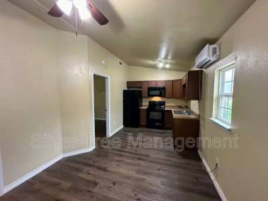 Main picture of 358 Brighton Oaks Dr