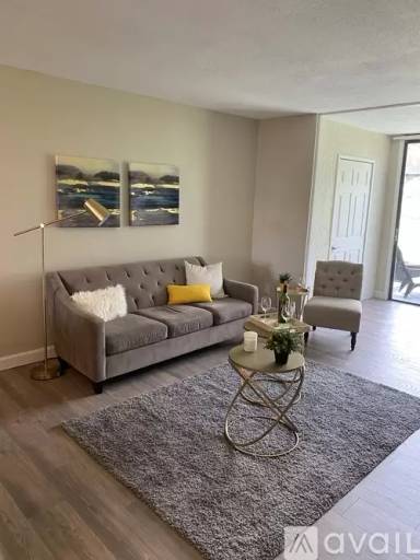 Main picture of 2049 Skimmer Ct W