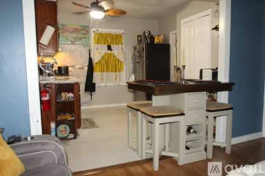 Main picture of 23 Joyce St
