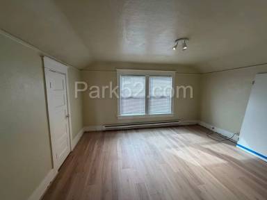 Main picture of 1711 S 9th St